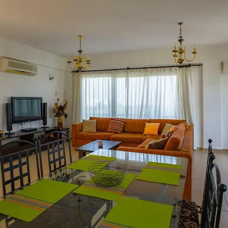 - Penthouse 200 Meters From The Apartment