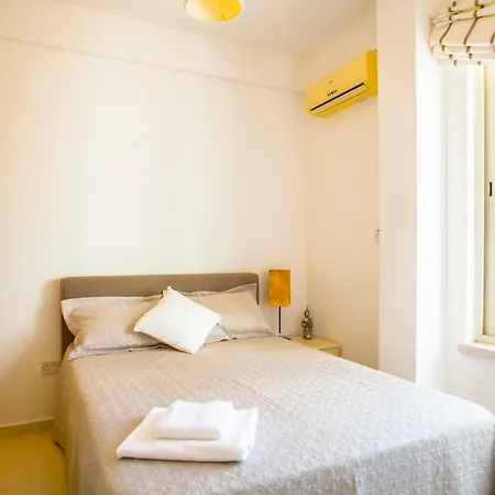 Apartment - Penthouse 200 Meters From The *