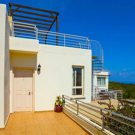- Penthouse 200 Meters From The * Agios Georgios (Girne)