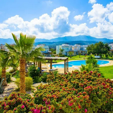 - Penthouse 200 Meters From The Agios Georgios (Girne)