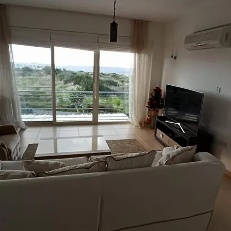 - Penthouse 200 Meters From The * Agios Georgios (Girne)