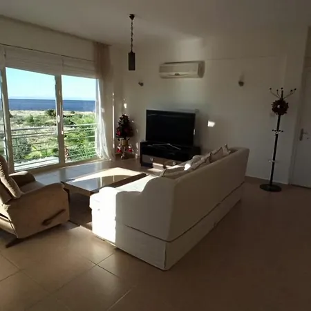 - Penthouse 200 Meters From The Apartment *