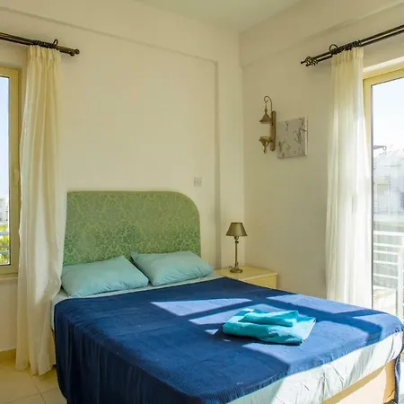 Apartment - Penthouse 200 Meters From The *